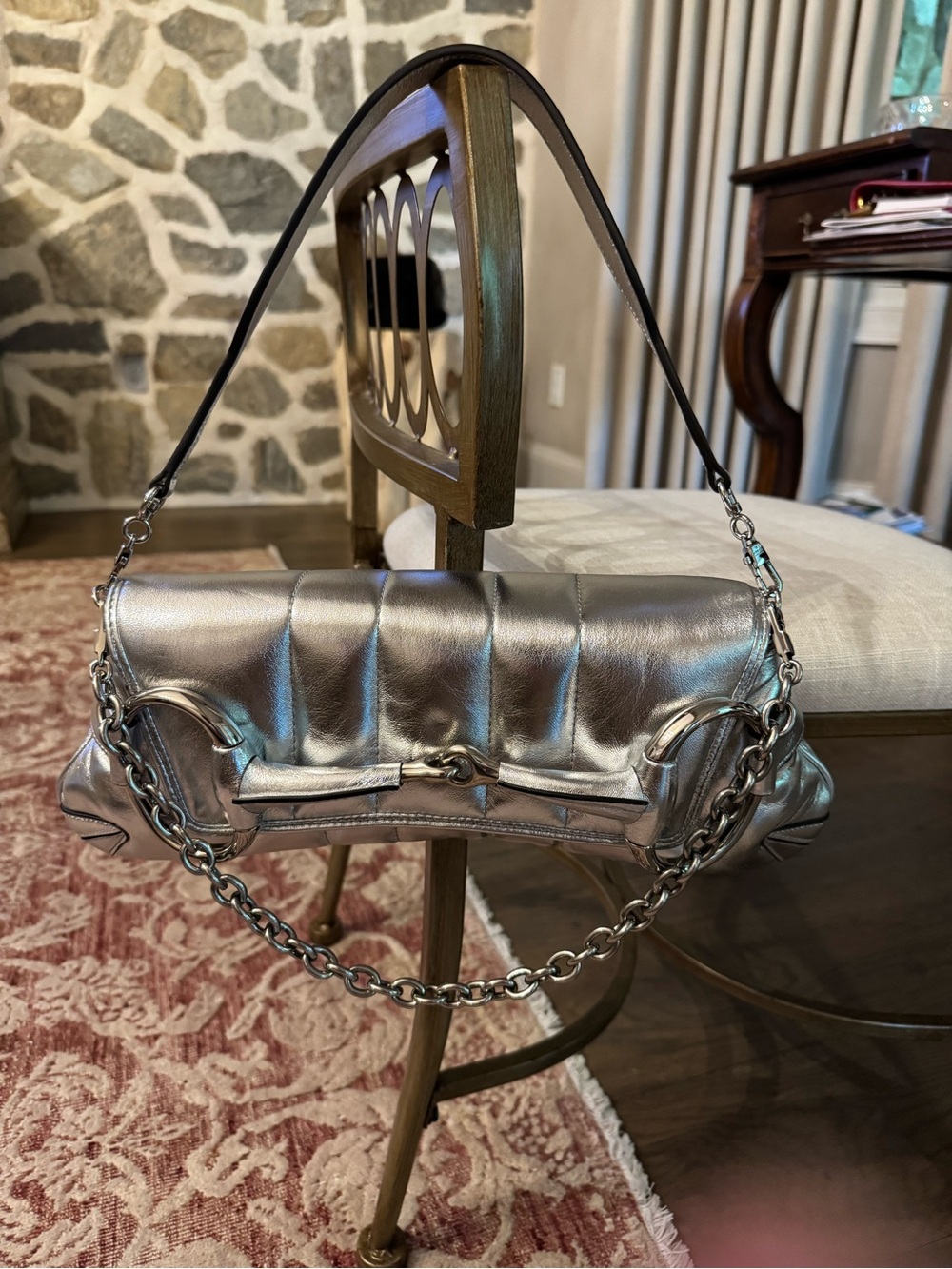 Gucci Metallic Silver Shoulder Bag with Chain